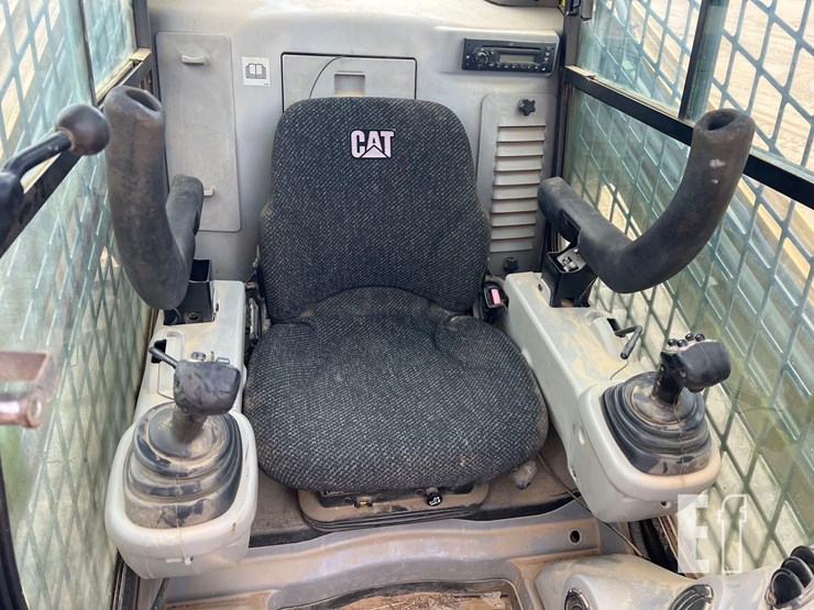 caterpillar-279c-image-24