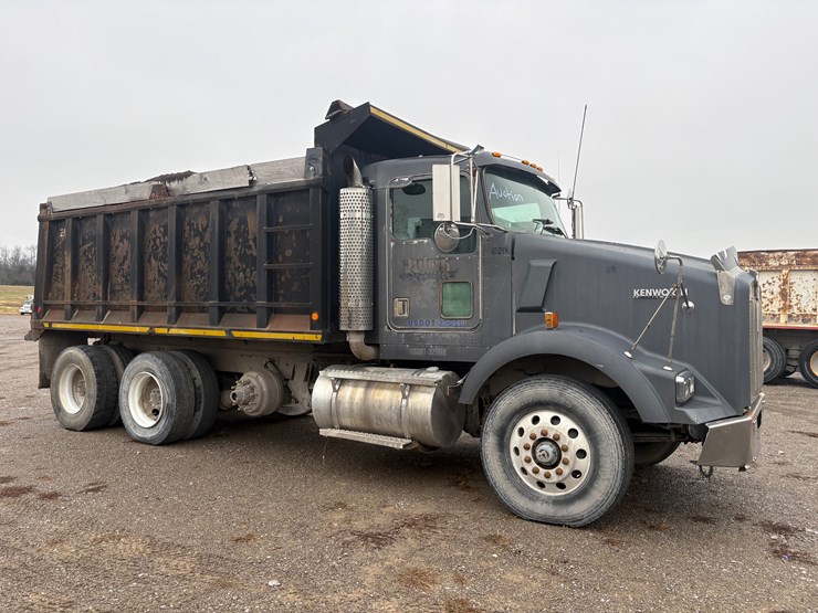 kenworth-t800-image-3