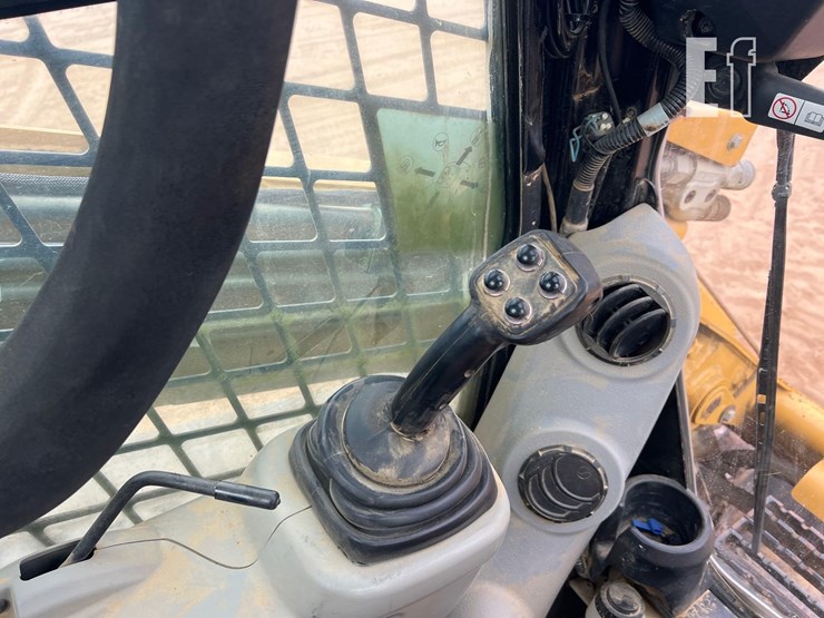 caterpillar-279c-image-26