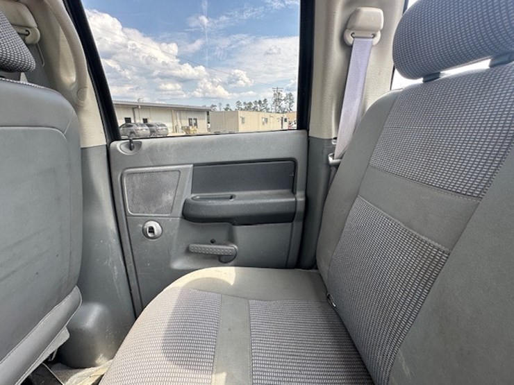 dodge-ram-1500-image-27