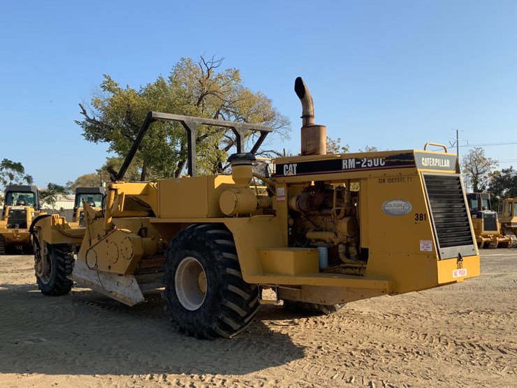 2004-caterpillar-rm-250c-image-3