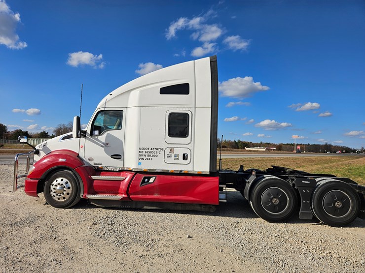 2021-kenworth-t680-image-8