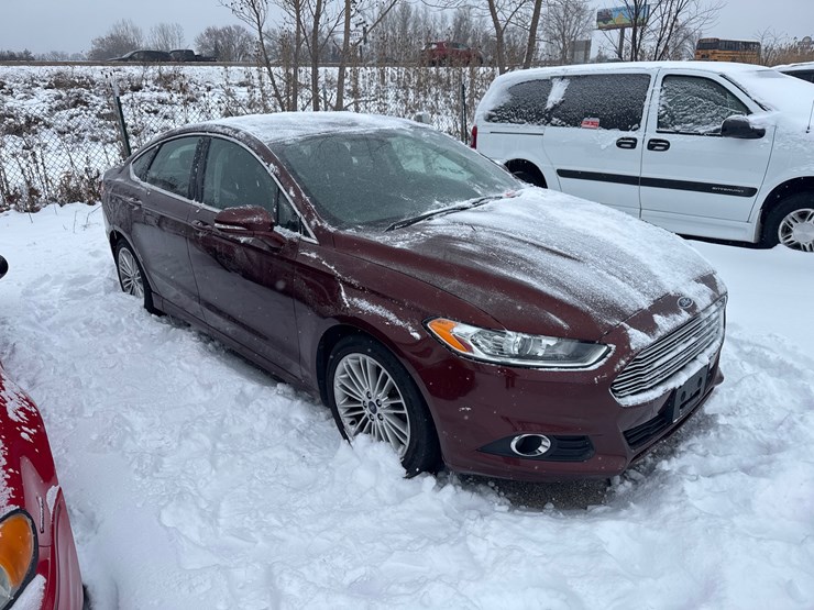 #1388-•-2015-ford-fusion-(has-wi-title)-(of)-image-2