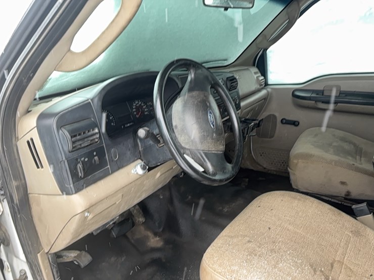 2006-ford-f350-image-13