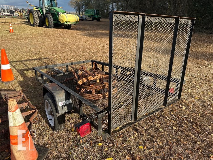 8'-single-axle-trailer-image-3