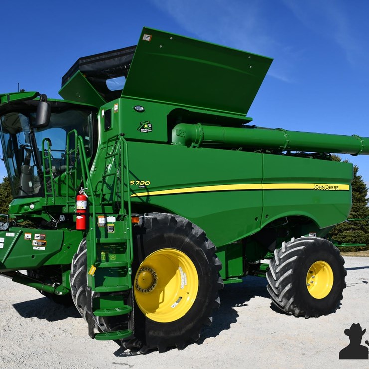 JOHN DEERE S780