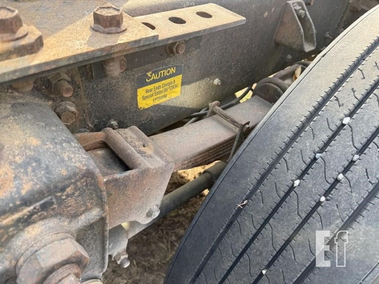 international-9300-image-11