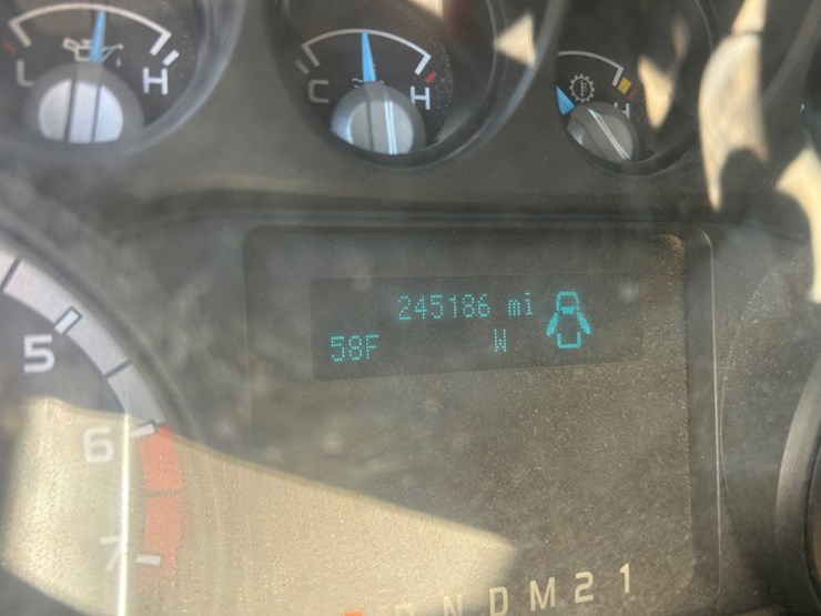 2015-ford-f250-image-15