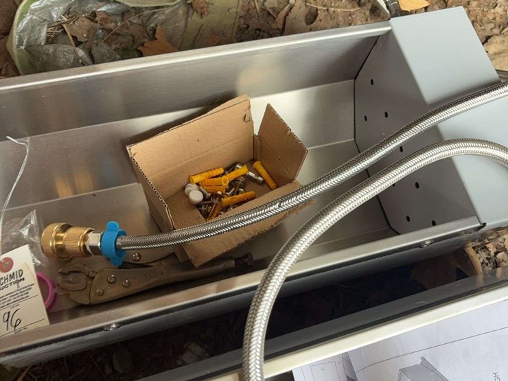 2-12"-animal-water-troughs-image-4