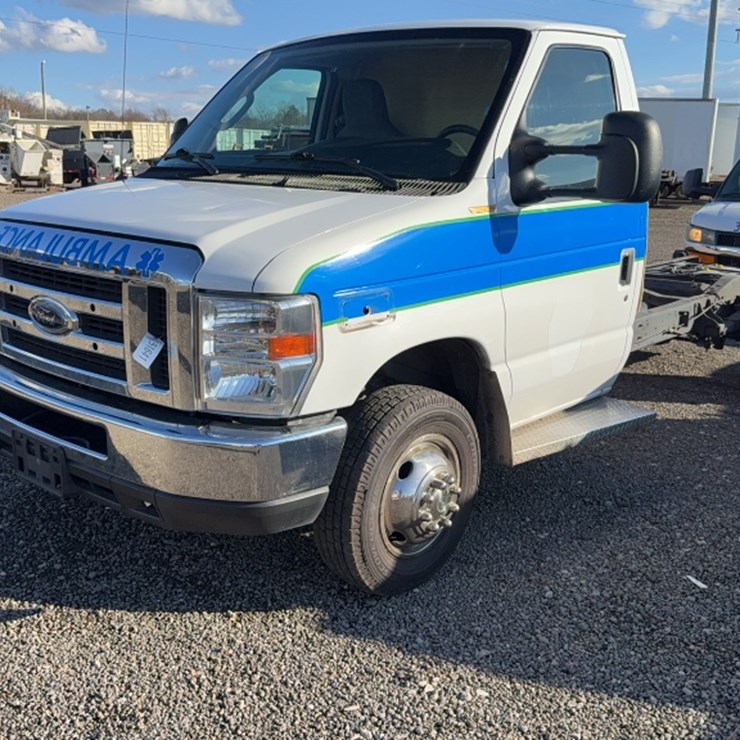 FORD E450
