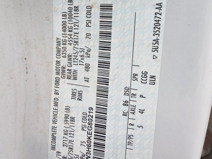 2019-ford-f350-image-18