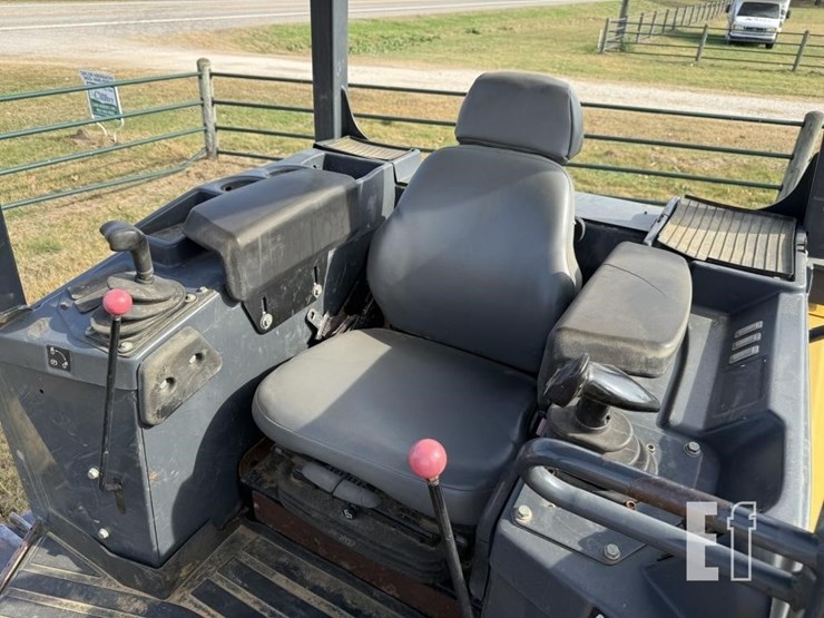 deere-650k-lgp-image-21