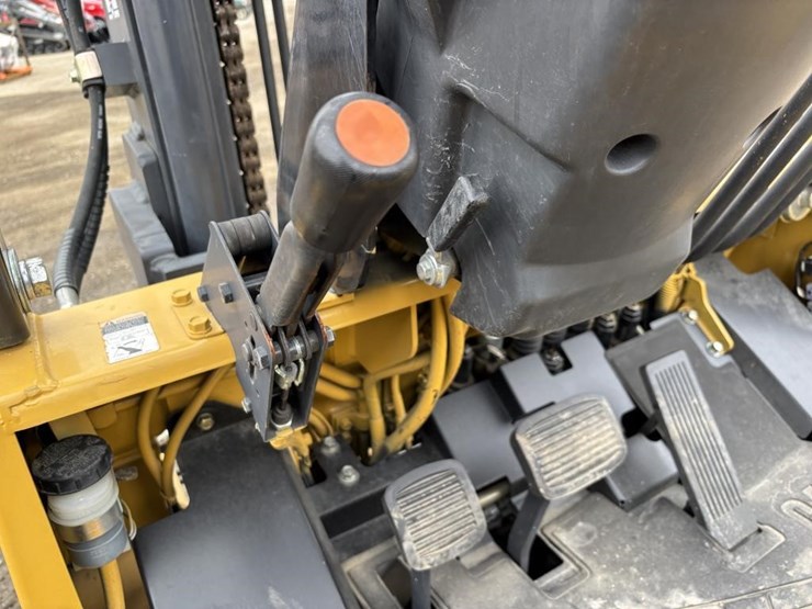 caterpillar-gc35k-image-19