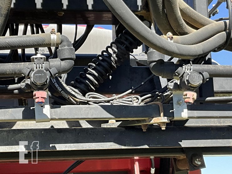 2012-apache-as720-image-10