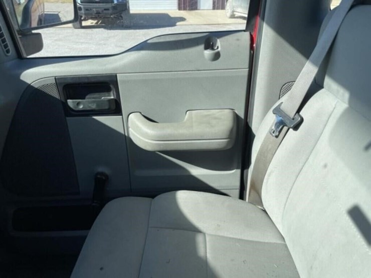 ford-f150-xl-image-30