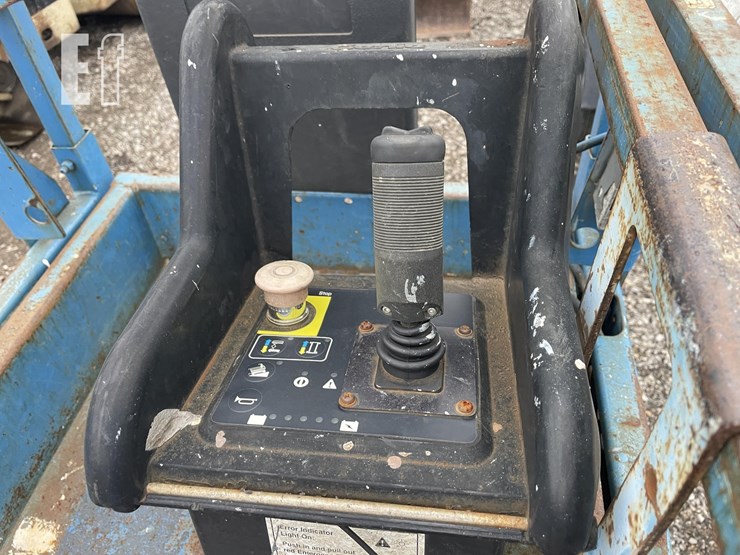 genie-gs1930-image-11