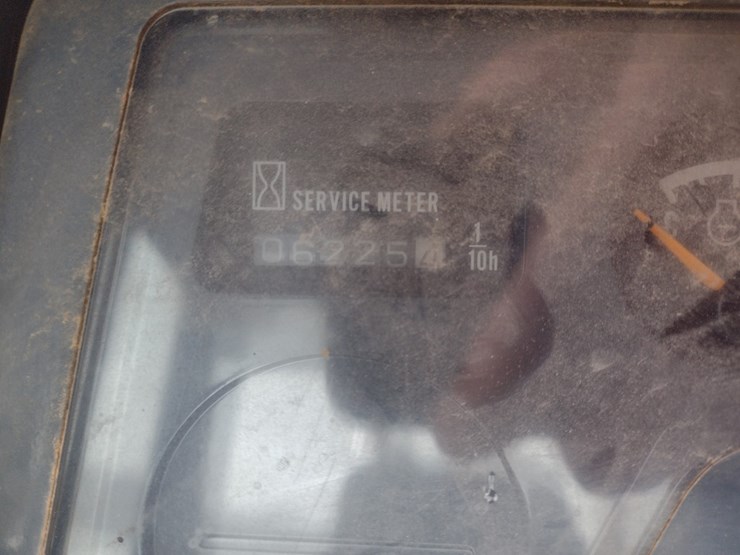 komatsu-d41e-6-image-9