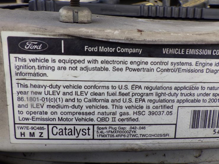 ford-econoline-350-image-12