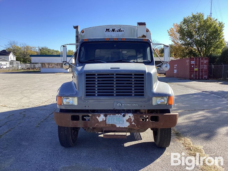 international-4900-image-2