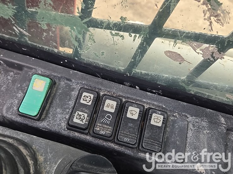 takeuchi-tl8r2-image-89