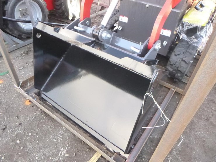 2025-agt-ysrt14-skid-steer-track-loader-image-7