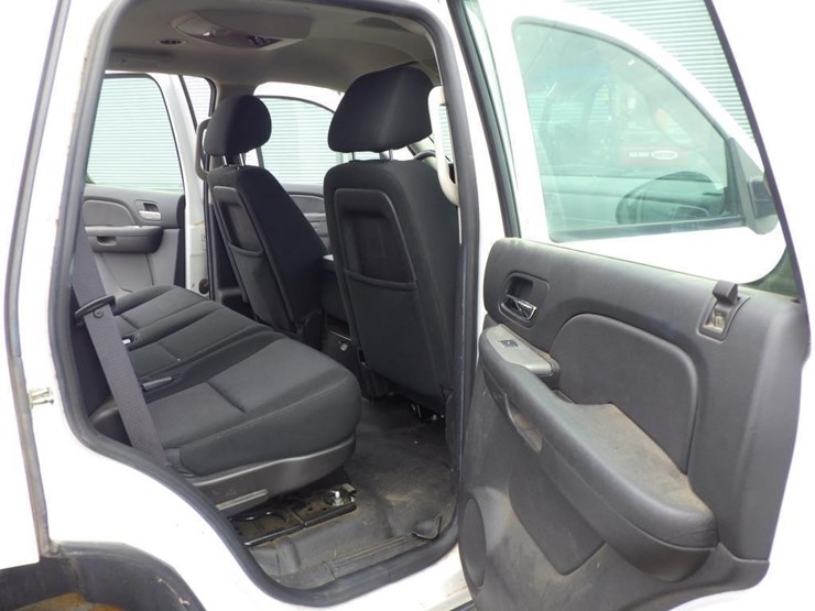 2014-chevrolet-tahoe-image-8