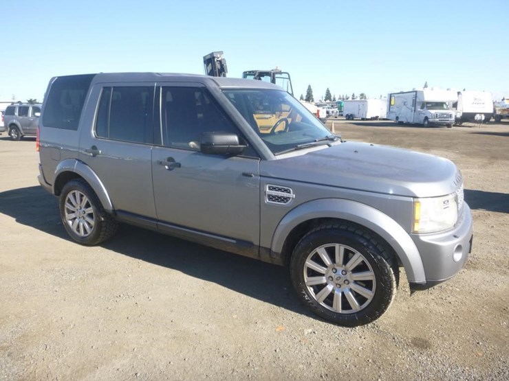 2012-land-rover-lr4-image-2