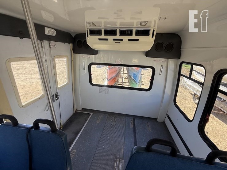 1998-ford-e-super-duty-image-11