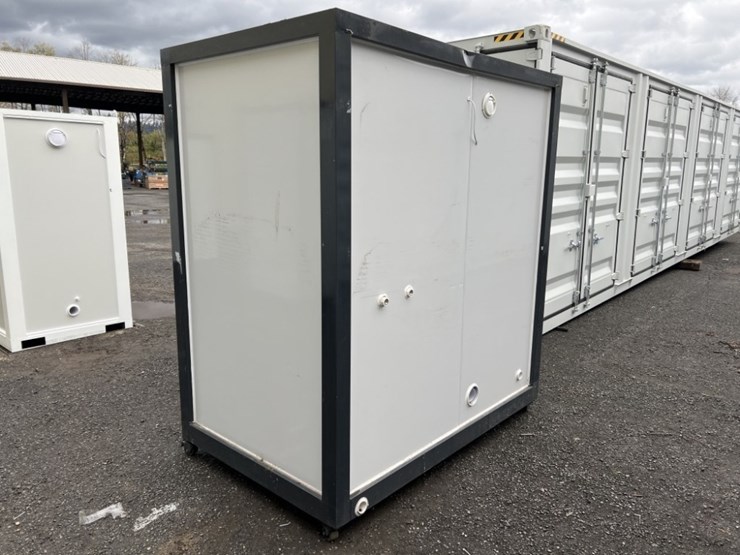 2025-simple-space-portable-toilet-w/shower-image-3