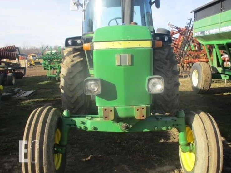 john-deere-4040-image-3