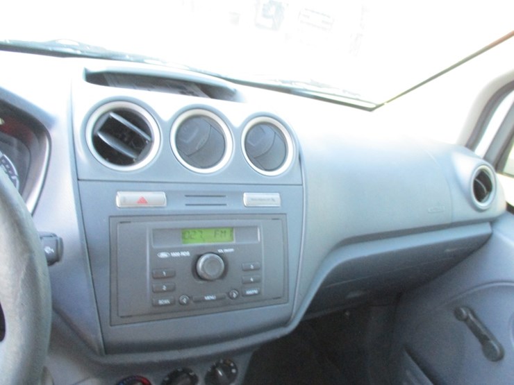 2010-ford-transit-connect-image-6