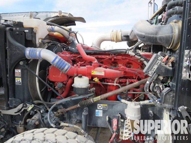 2016-peterbilt-389-image-6