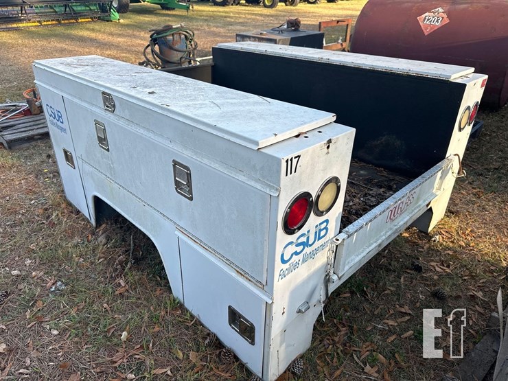 douglas-service-body-for-small-truck-image-4