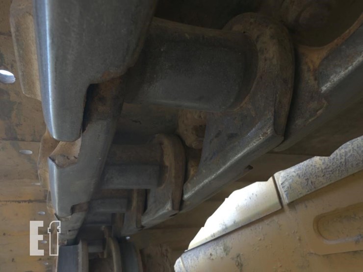 komatsu-d65px-12-image-19