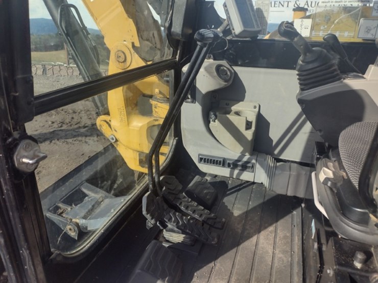 caterpillar-308e2-cr-image-12