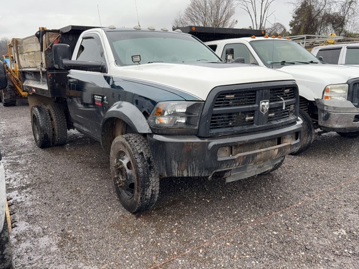 dodge-ram-5500-image-3