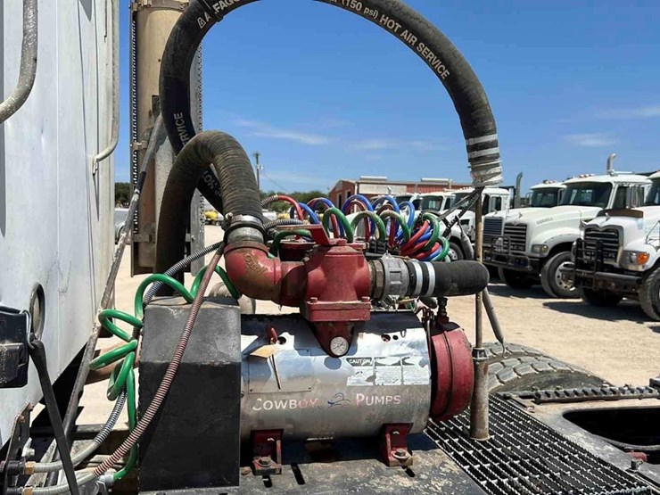 2000-mack-ch-daycab-image-7