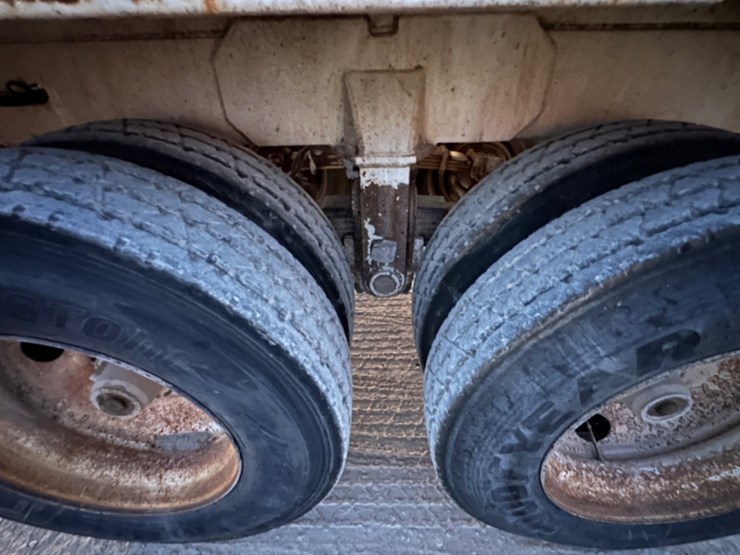 2012-jack-county-tank-130bbl-image-10