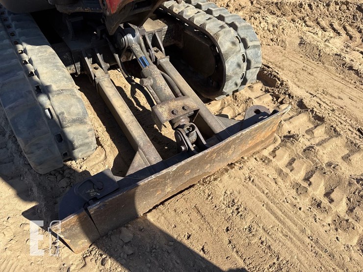 2016-kubota-k008-3-image-16