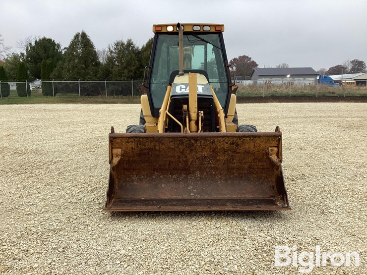 caterpillar-420d-image-2