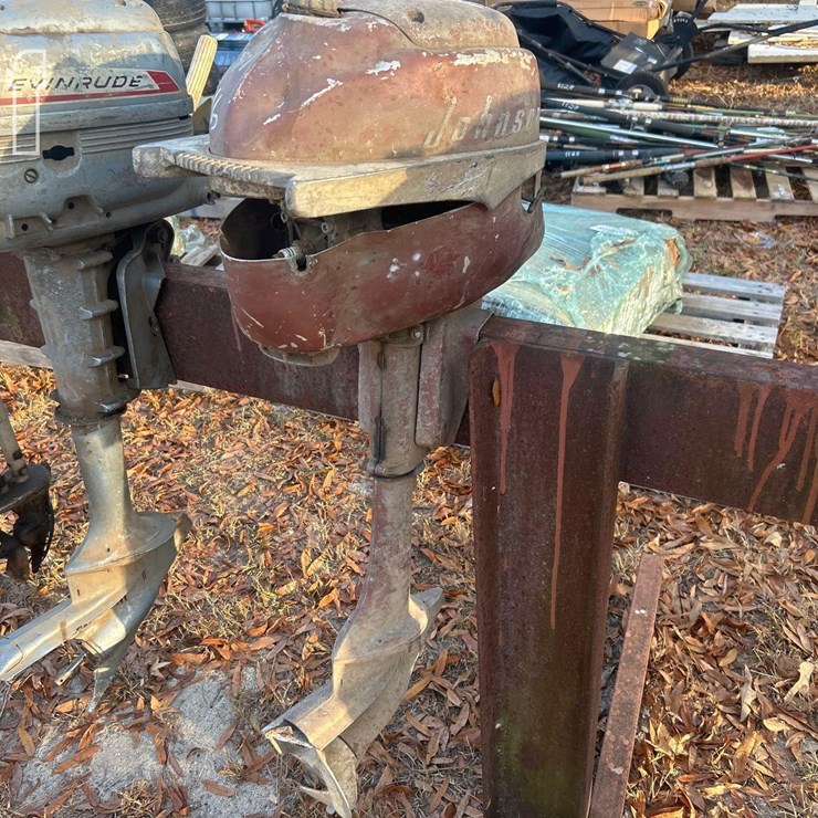 JOHNSON JW12 OUTBOARD MOTOR