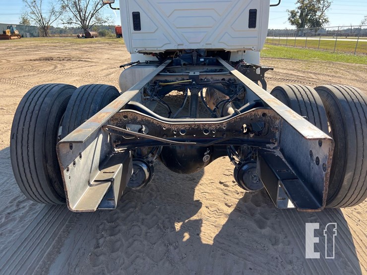 international-durastar-4300-image-18