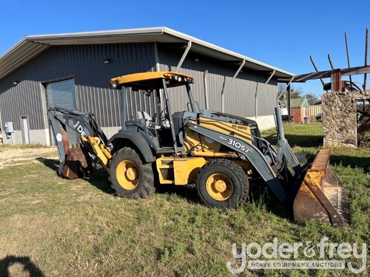 2011-deere-310sj-image-1