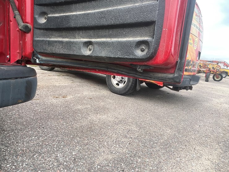 #1403-•-2005-chevy-cargo-van-(wi-title-in-delay)-image-38