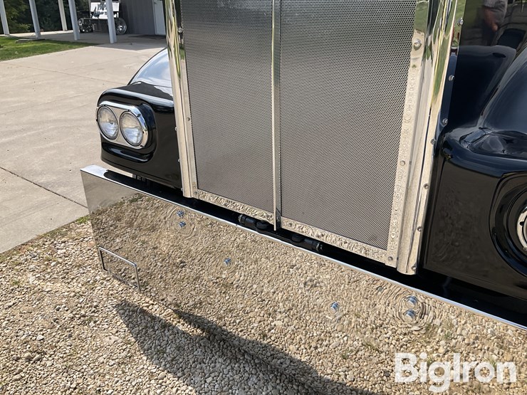 kenworth-w925-image-11