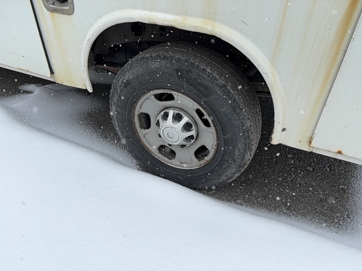 2016-chevrolet-2500hd-image-10