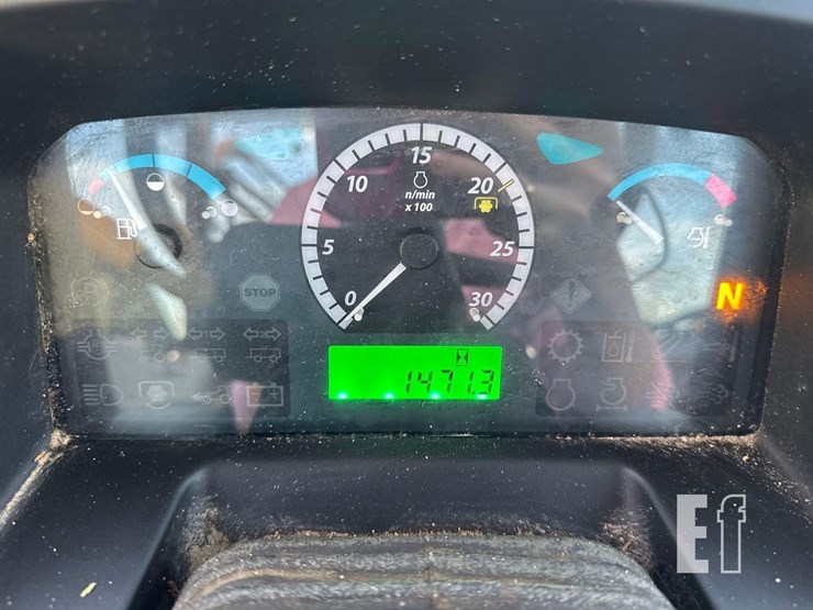 john-deere-6115d-image-8