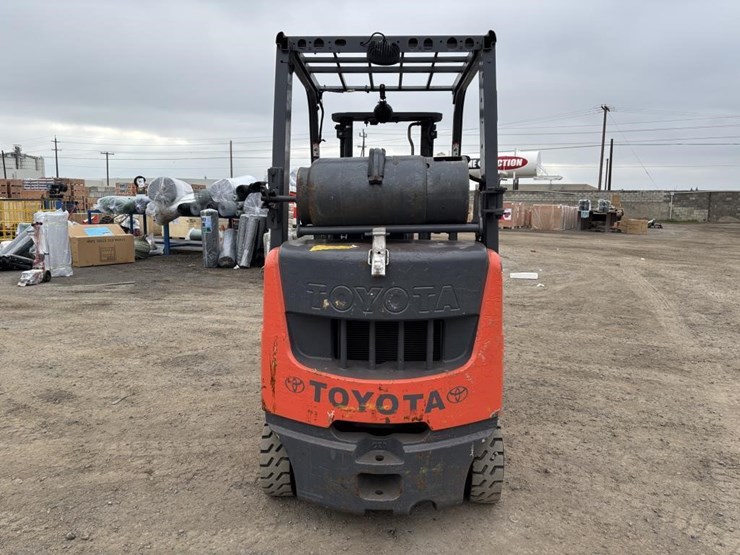 2007-toyota-8fgcu20-image-8