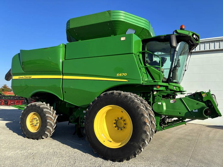 john-deere-s670-image-1
