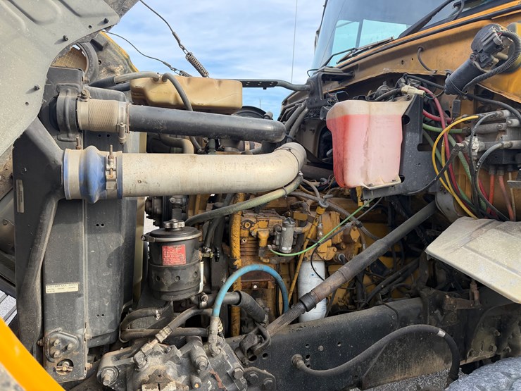 ford-lts9000-image-29